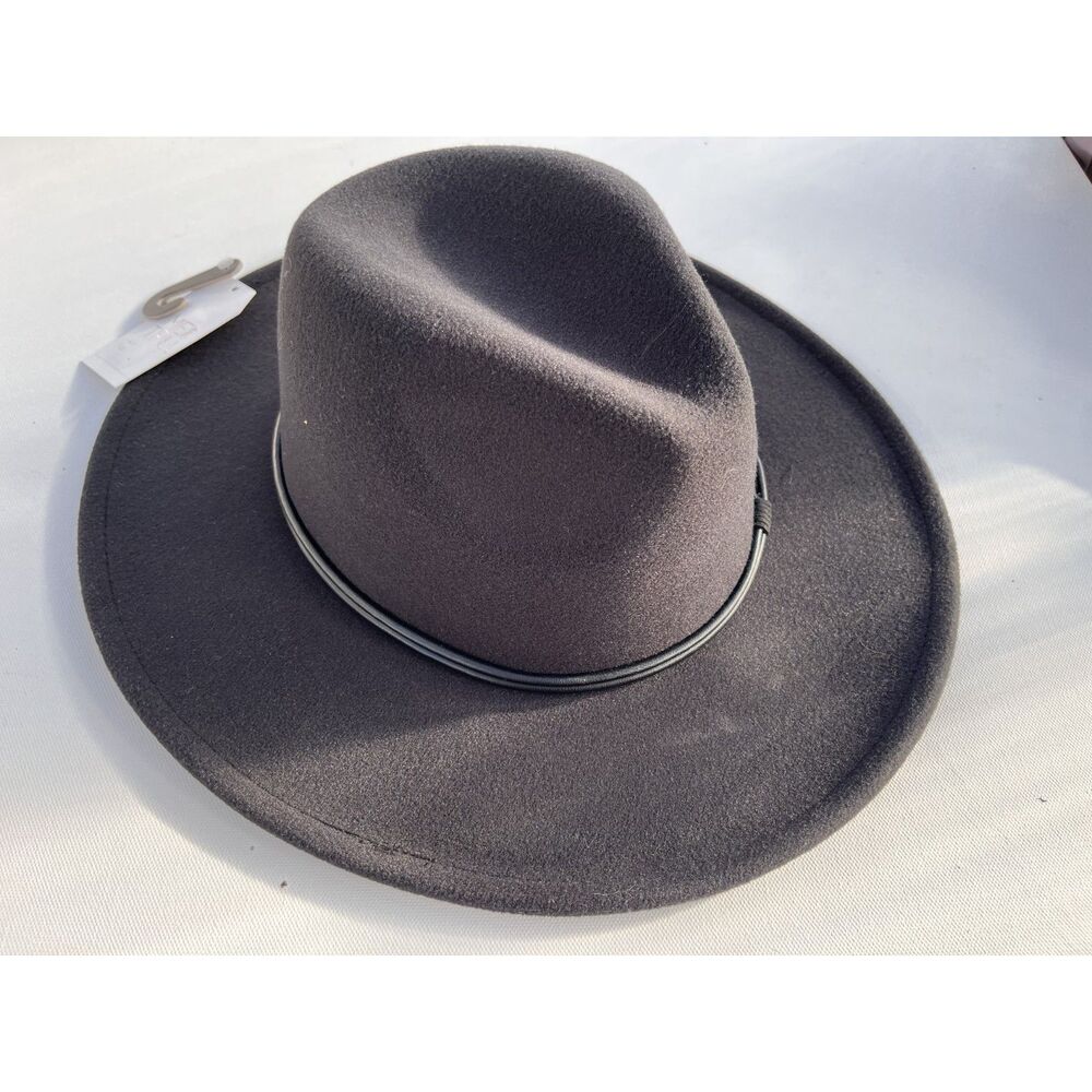 Time and Tru Women's Black Fedora Hat with Wrapped Trim – One Size